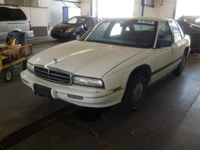 2G4WB54T8P1439897 - 1993 BUICK REGAL CUST WHITE photo 2