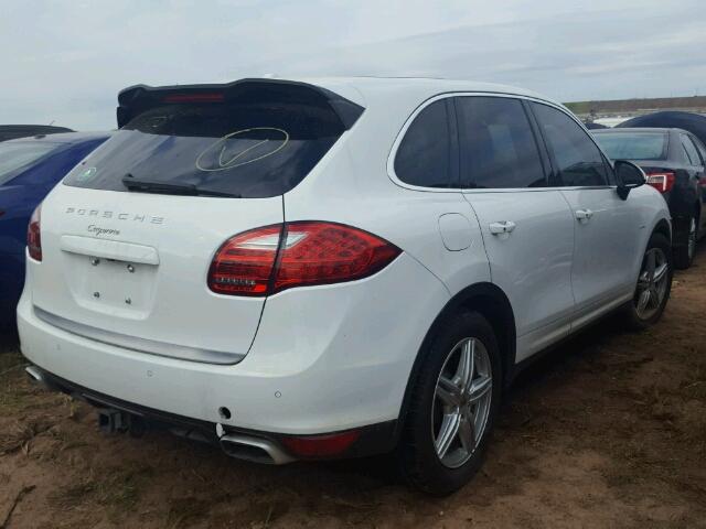 WP1AF2A23DLA25010 - 2013 PORSCHE CAYENNE WHITE photo 4