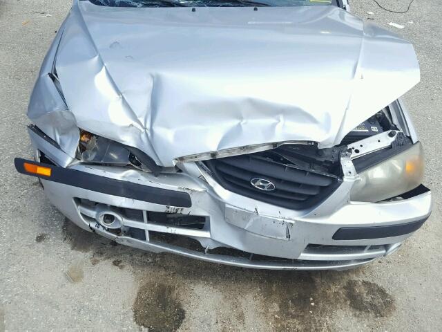 KMHDN56D75U155585 - 2005 HYUNDAI ELANTRA GL SILVER photo 9