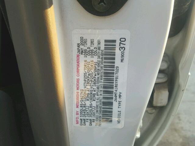 JA4MT41R6YP817029 - 2000 MITSUBISHI MONTERO SP WHITE photo 10