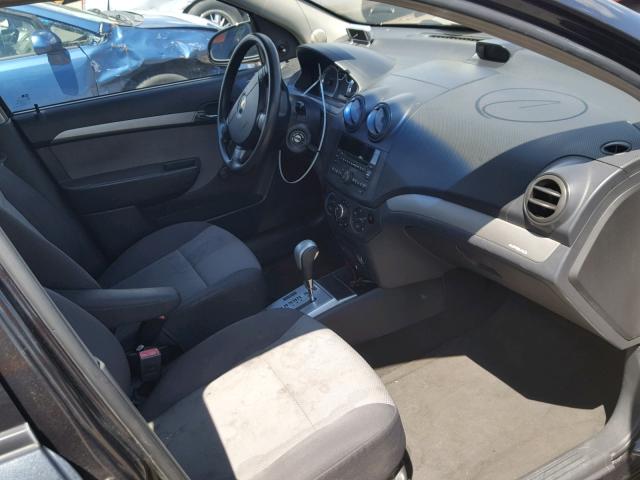 KL1TD66E69B632582 - 2009 CHEVROLET AVEO LS BLACK photo 5