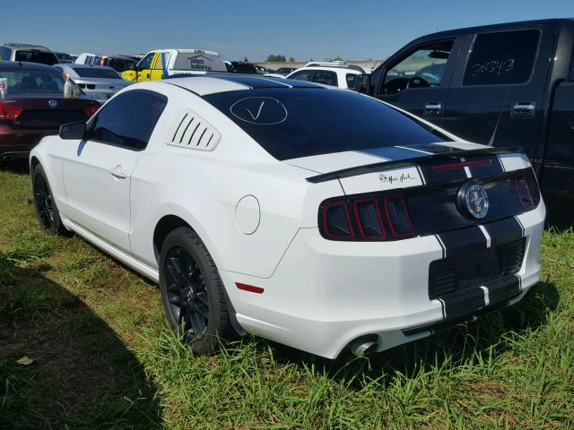 1ZVBP8AM1E5277803 - 2014 FORD MUSTANG WHITE photo 3