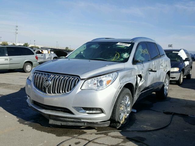 5GAKRBKD4FJ234138 - 2015 BUICK ENCLAVE SILVER photo 2