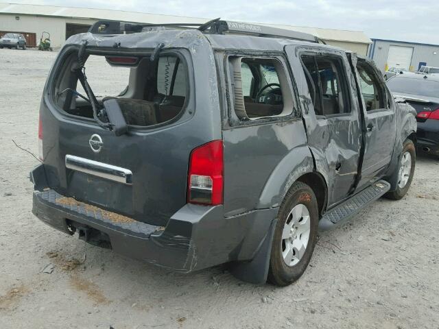 5N1AR18U65C723697 - 2005 NISSAN PATHFINDER GRAY photo 4