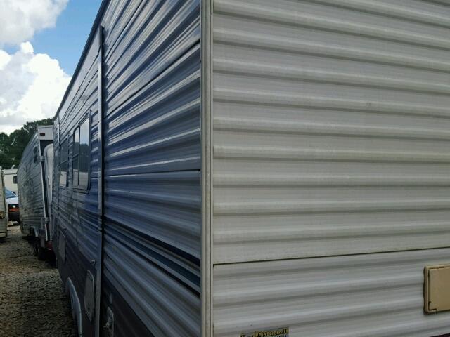 4YDT268264C111105 - 2004 UTILIMASTER ALL MODELS Белый фото 3