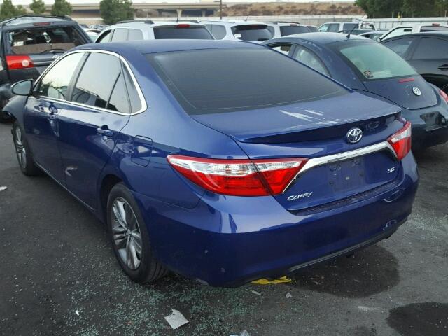 4T1BF1FKXFU907471 - 2015 TOYOTA CAMRY LE BLUE photo 3