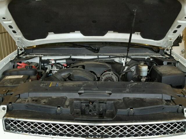 3GNFK16Y37G270019 - 2007 CHEVROLET SUBURBAN WHITE photo 7