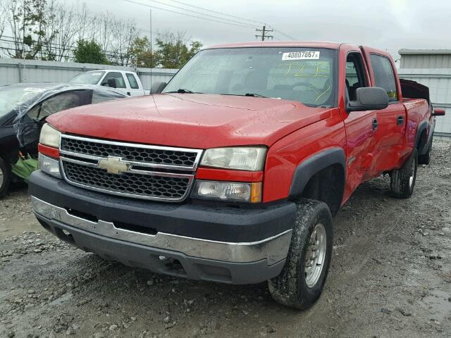 1GCHK23275F932562 - 2005 CHEVROLET SILVERADO RED photo 2