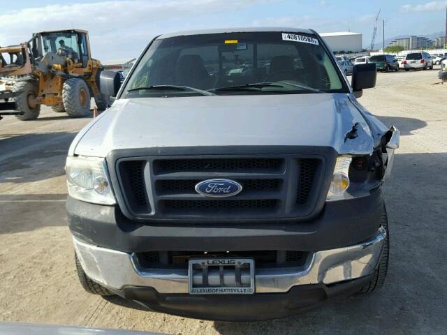 1FTRF12295NB93852 - 2005 FORD F150 SILVER photo 10