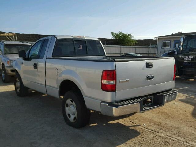 1FTRF12295NB93852 - 2005 FORD F150 SILVER photo 3