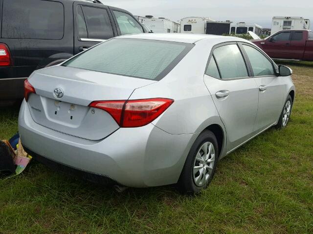 5YFBURHE7HP723914 - 2017 TOYOTA COROLLA SILVER photo 4