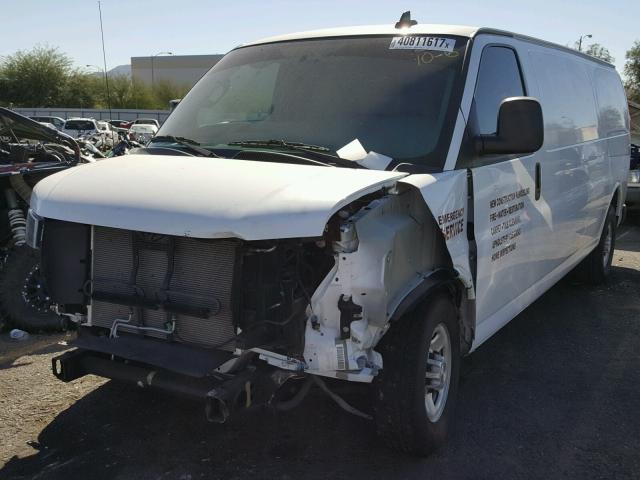 1GCZGHFG7G1232590 - 2016 CHEVROLET EXPRESS G3 WHITE photo 2