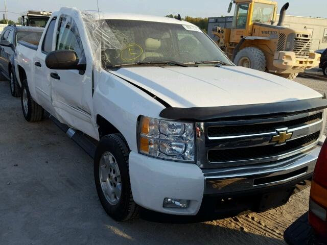 3GCPKSE38BG359182 - 2011 CHEVROLET SILVERADO WHITE photo 1