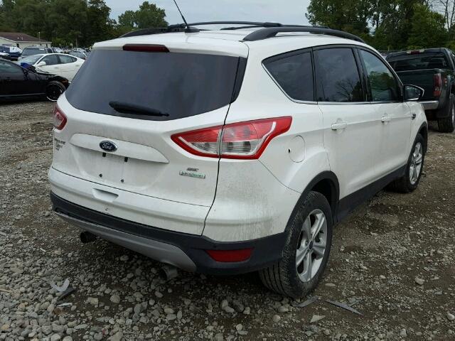 1FMCU0GX2DUB66762 - 2013 FORD ESCAPE SE WHITE photo 4