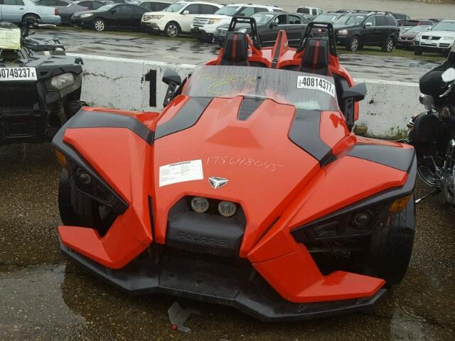 57XAAPFAXF5101723 - 2015 POLARIS SLINGSHOT RED photo 9