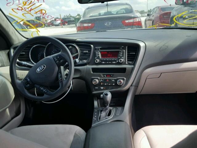 5XXGM4A79DG258625 - 2013 KIA OPTIMA SILVER photo 9