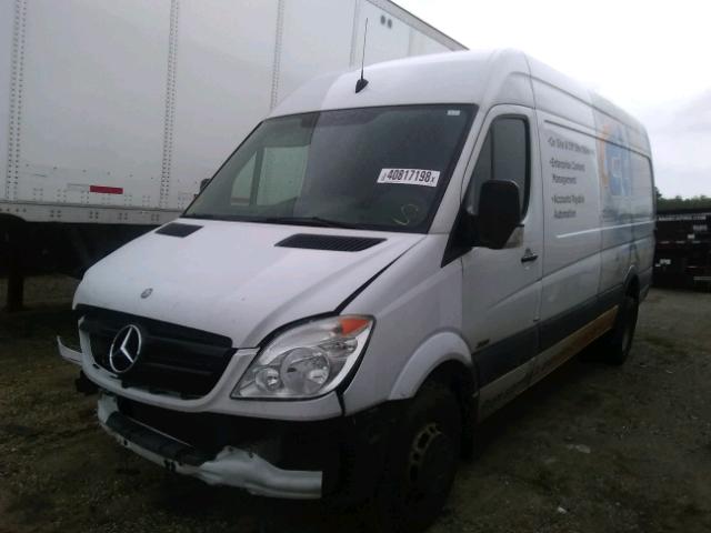 WD3PF4CC3C5660903 - 2012 MERCEDES-BENZ SPRINTER 3 WHITE photo 2