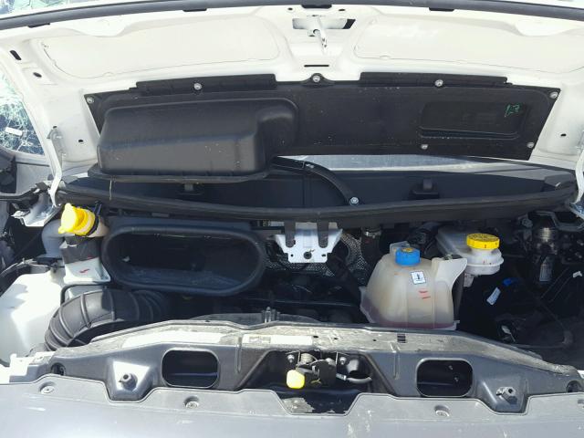 3C6TRVBG7JE114118 - 2018 RAM PROMASTER 白色 照片 7