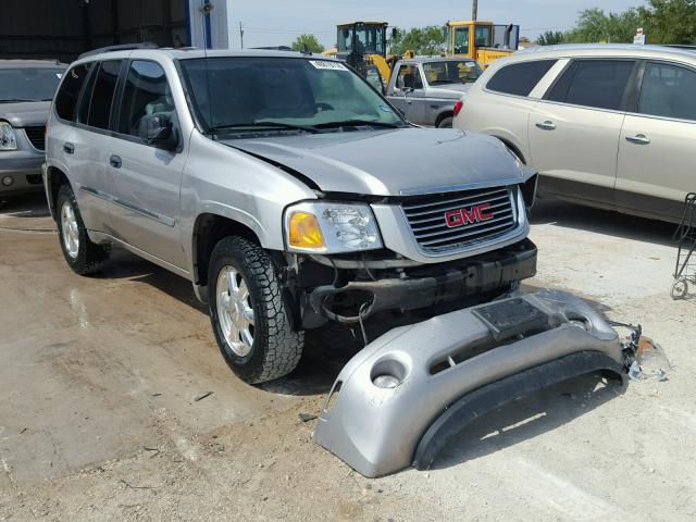 1GKDS13S372187560 - 2007 GMC ENVOY GRAY photo 1