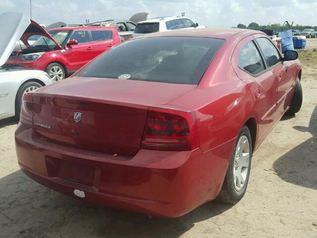 2B3LA43RX6H485393 - 2006 DODGE CHARGER SE RED photo 4