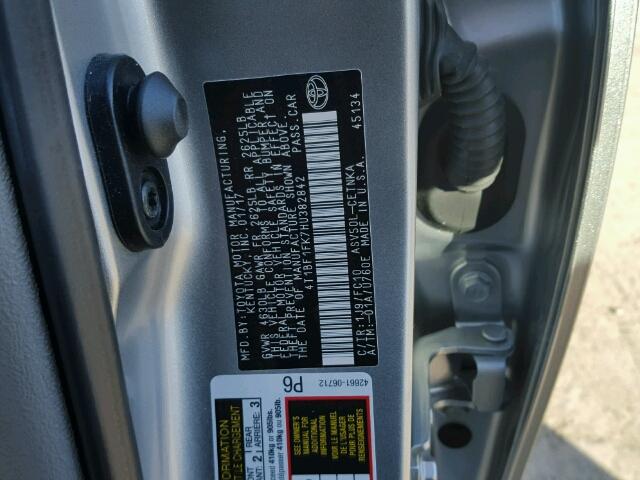 4T1BF1FK7HU382842 - 2017 TOYOTA CAMRY LE 银色 照片 10