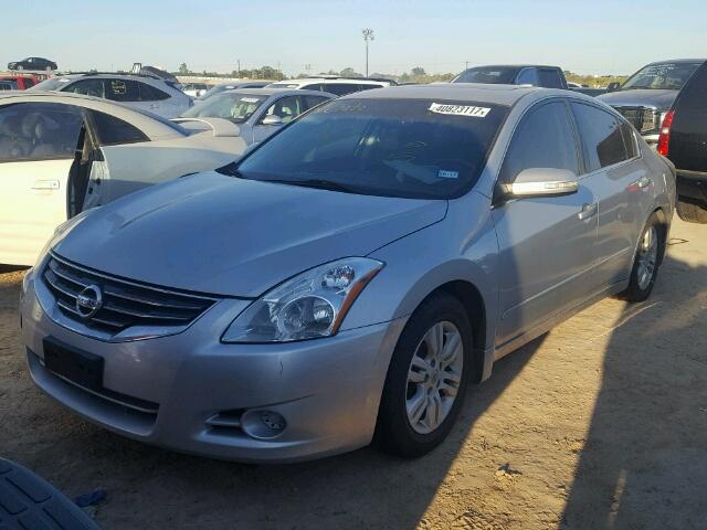 1N4AL2AP1BN422180 - 2011 NISSAN ALTIMA SILVER photo 2