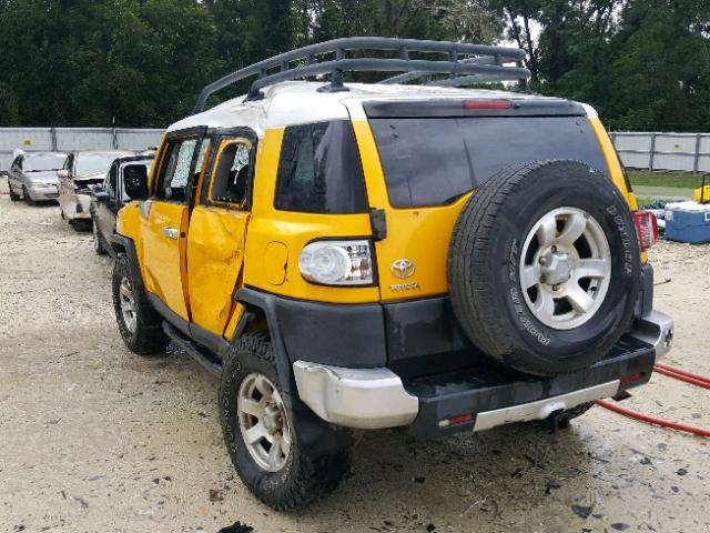 JTEBU11F470004337 - 2007 TOYOTA FJ CRUISER YELLOW photo 3