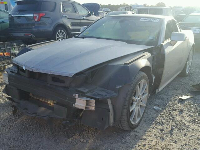 1G6YX36D375600974 - 2007 CADILLAC XLR-V SILVER photo 2