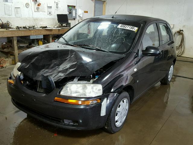 KL1TD66677B741817 - 2007 CHEVROLET AVEO BASE Czarny zdjęcie 2