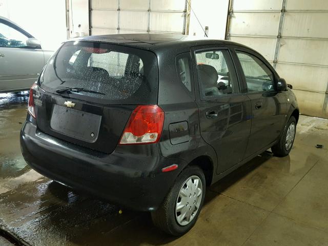KL1TD66677B741817 - 2007 CHEVROLET AVEO BASE Czarny zdjęcie 4