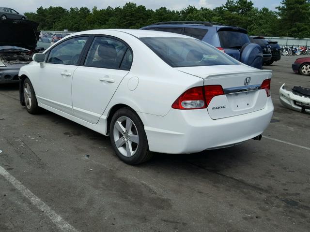 2HGFA1F62BH533640 - 2011 HONDA CIVIC LX-S WHITE photo 3