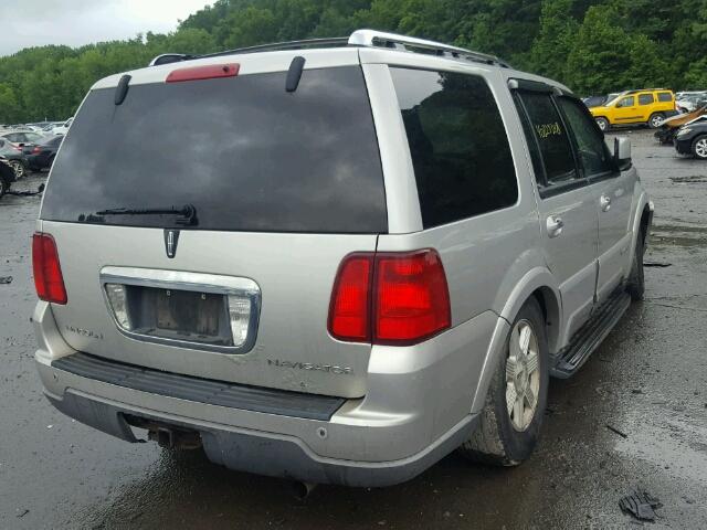 5LMFU28R63LJ38411 - 2003 LINCOLN NAVIGATOR Silber Foto 4