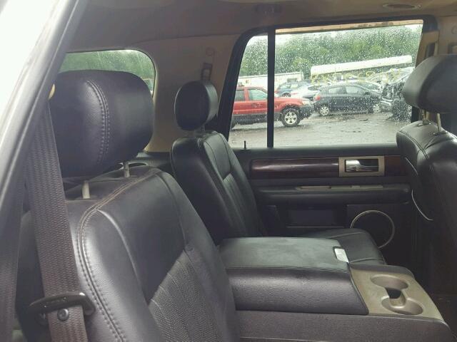 5LMFU28R63LJ38411 - 2003 LINCOLN NAVIGATOR Silber Foto 6