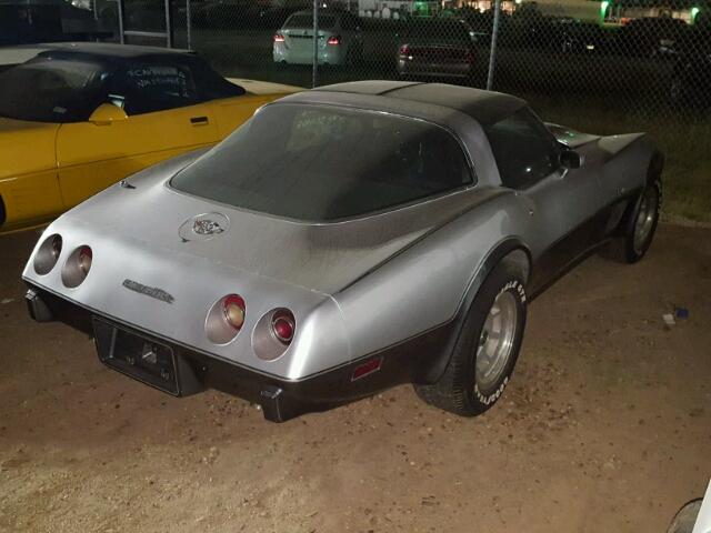 1Z87L8S423608 - 1978 CHEVROLET CORVETTE SILVER photo 4