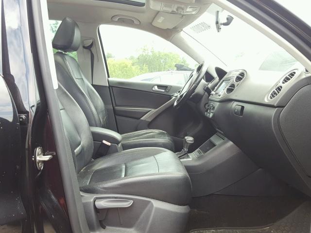 WVGAV75N79W512086 - 2009 VOLKSWAGEN TIGUAN S 黑色 照片 5