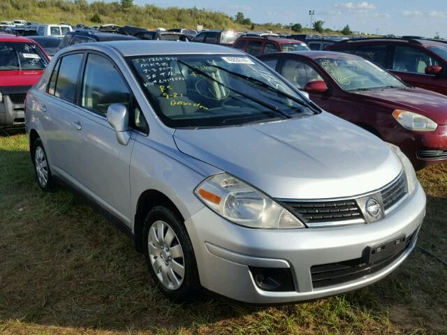 3N1BC11E47L417590 - 2007 NISSAN VERSA S 银色 照片 1