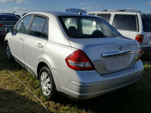 3N1BC11E47L417590 - 2007 NISSAN VERSA S SILVER photo 3