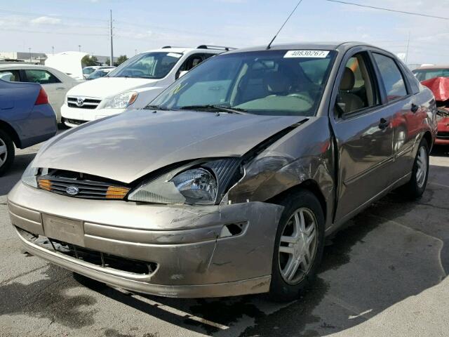 1FAFP34P53W211202 - 2003 FORD FOCUS SE TAN photo 2