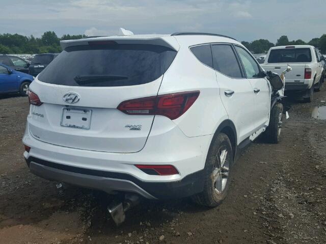 5NMZUDLB7HH025456 - 2017 HYUNDAI SANTA FE S WHITE photo 4