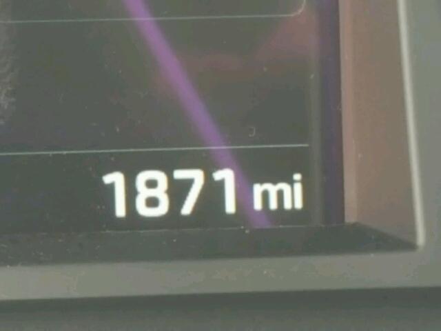 5NMZUDLB7HH025456 - 2017 HYUNDAI SANTA FE S 白色 照片 8