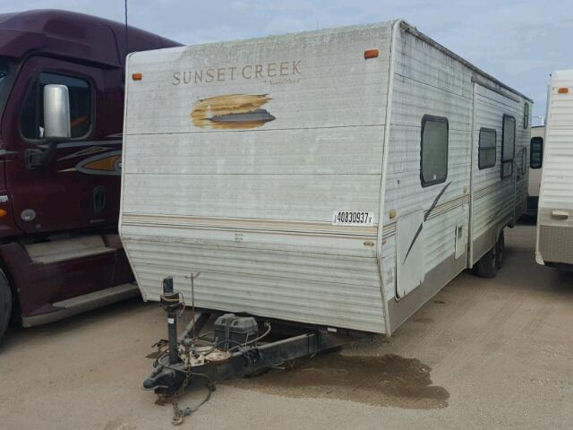 4UBAS0R2261D48319 - 2010 LAYT TRAILER WHITE photo 3