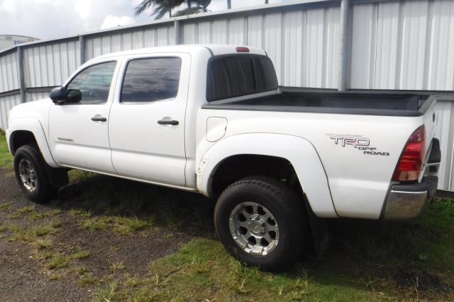 5TELU42N88Z487610 - 2008 TOYOTA TACOMA WHITE photo 3