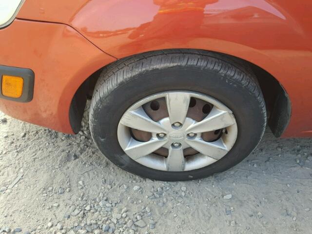 KNADE223296514610 - 2009 KIA RIO BASE ORANGE photo 9