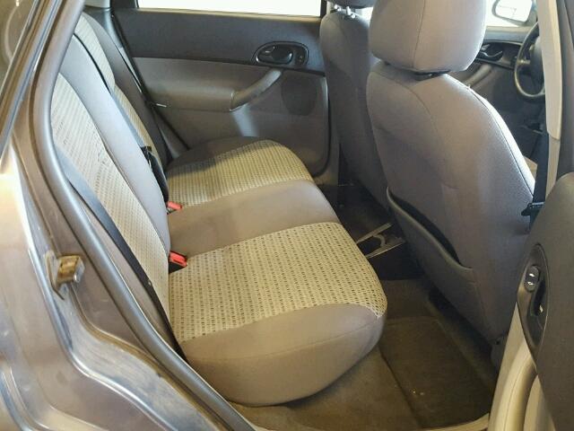 1FAFP34N97W174191 - 2007 FORD FOCUS ZX4 GRAY photo 6