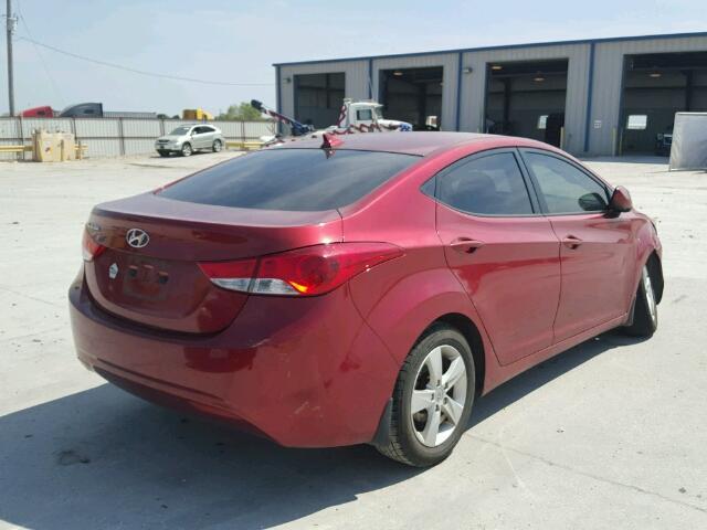 5NPDH4AE7DH250887 - 2013 HYUNDAI ELANTRA RED photo 4