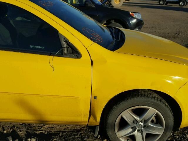 1G2AL15F977210309 - 2007 PONTIAC G5 YELLOW photo 9