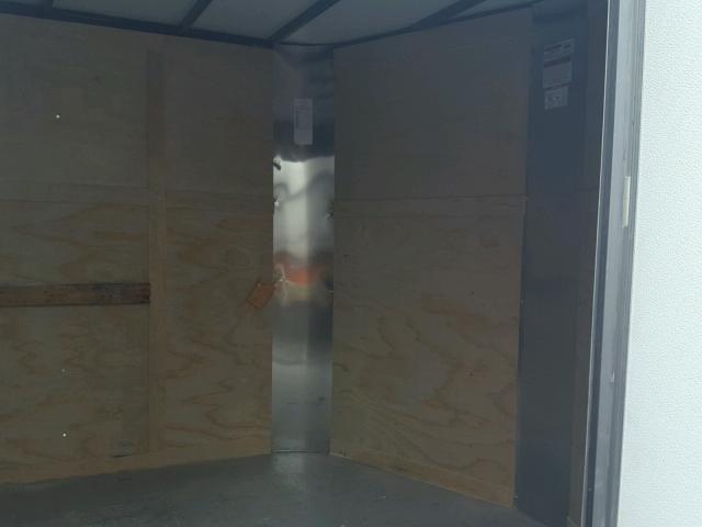 5YCBE1823JH048225 - 2018 UTILITY TRAILER SILVER photo 5