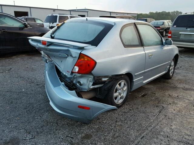 KMHCG35C35U321331 - 2005 HYUNDAI ACCENT GS BLUE photo 4