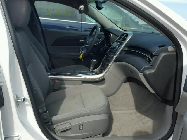 1G11B5SA7DF356264 - 2013 CHEVROLET MALIBU LS თეთრი ფოტო 5