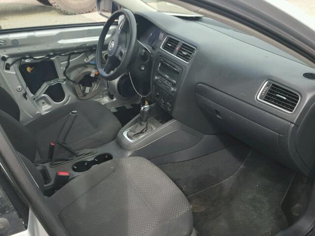 3VW2K7AJ7CM319123 - 2012 VOLKSWAGEN JETTA BASE 银色 照片 5